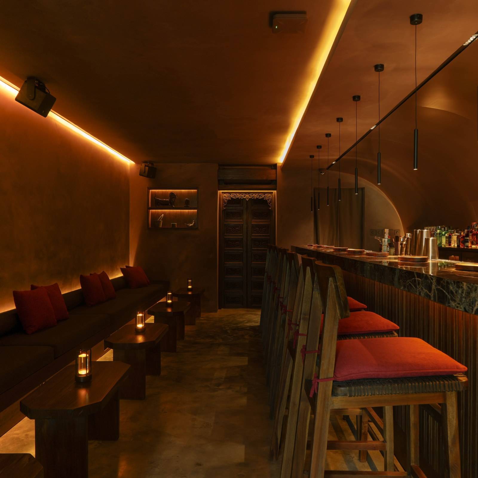 The intimate bar at Bar Rasa in Petitenget, Bali.
